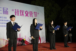 湖之韵朗诵艺术社团走进全力北社...